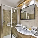 Hotel Ellex Eco 3*