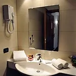 Ellex Eco Hotel 3*