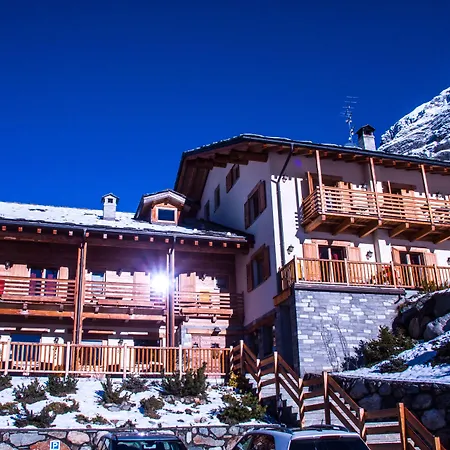 Ellex Eco Hotel 3*
