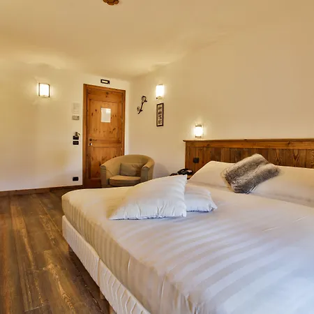 Ellex Eco Hotel 3*